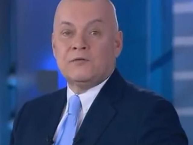 В Росії практично не залишилося вільних ЗМІ, майже всі медіа підконтрольні Путіну В Росії практично не залишилося вільних ЗМІ, майже всі медіа підконтрольні Путіну