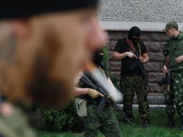 Терористи обстріляли три блокпости сил АТО Терористи обстріляли три блокпости сил АТО