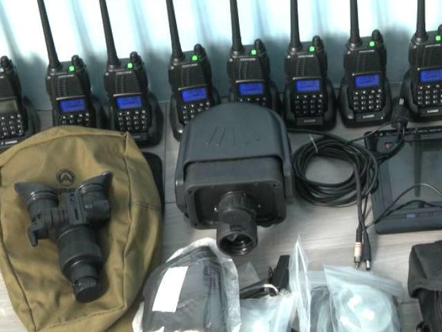 Допомагають армії: волонтери передали бійцям АТО чергову порцію спецзасобів Допомагають армії: волонтери передали бійцям АТО чергову порцію спецзасобів