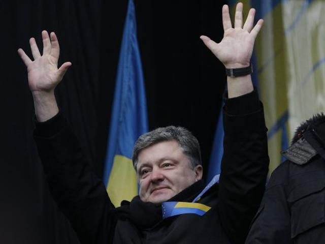 Прошли десятилетия, а смертельное дыхание войны мы чувствуем снова, - Порошенко Прошли десятилетия, а смертельное дыхание войны мы чувствуем снова, - Порошенко