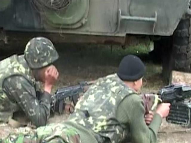 США передали українським військовим півтори тисячі наборів з бронежилетами і засобами зв’язку