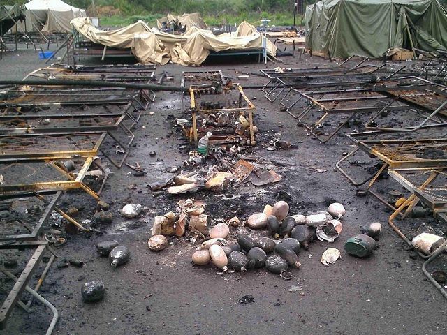 Українських військових обстрілюють мінами, які є на озброєнні РФ (Відео. Фото) Українських військових обстрілюють мінами, які є на озброєнні РФ (Відео. Фото)