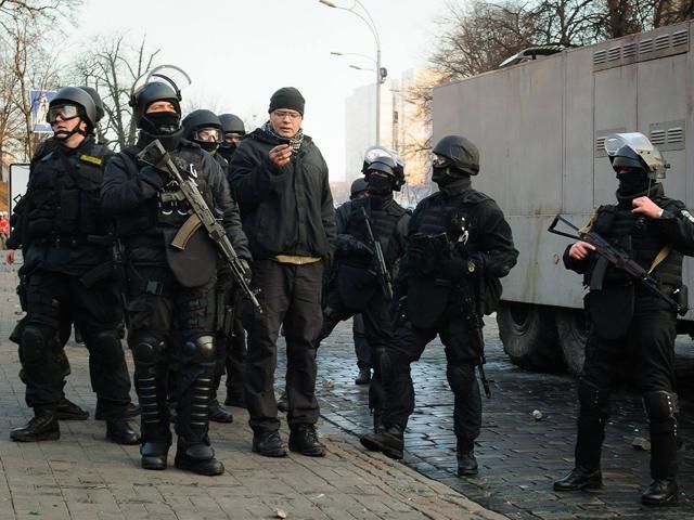 ГПУ завершает расследование в отношении трех беркутовцев, причастных к расстрелу Евромайдана ГПУ завершает расследование в отношении трех беркутовцев, причастных к расстрелу Евромайдана