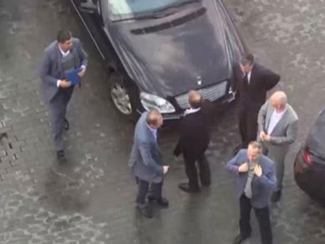 У тристоронніх переговорах бере участь Медведчук У тристоронніх переговорах бере участь Медведчук