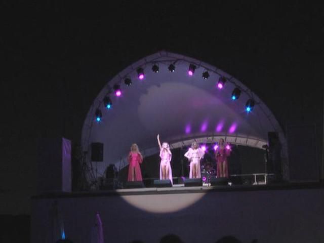 В Киеве стартовал "Пляжный Бум от Люкс ФМ" В Киеве стартовал "Пляжный Бум от Люкс ФМ"