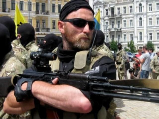 Батальйон "Азов" склав присягу, СБУ затримала сепаратистів — у найяскравіших фотографіях дня