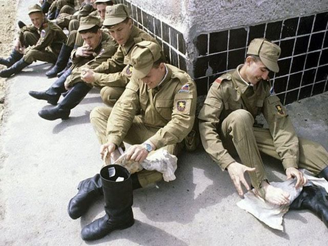 З весни 2015 мешканців Криму будуть призивати у російську армію З весни 2015 мешканців Криму будуть призивати у російську армію