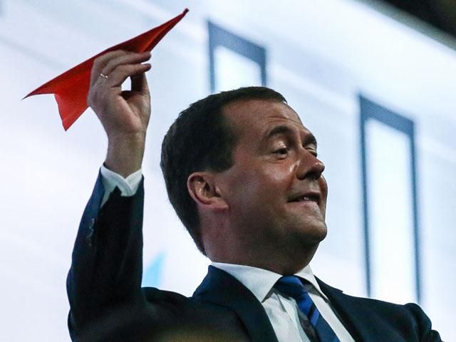 Медведев обвинил иностранные государства в ситуации, сложившейся в Украине
