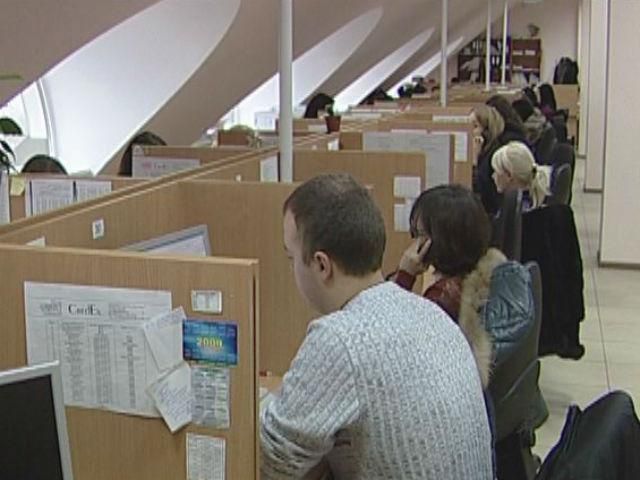 Масових скорочень на ринку праці цього літа не буде, — кадровики Масових скорочень на ринку праці цього літа не буде, — кадровики