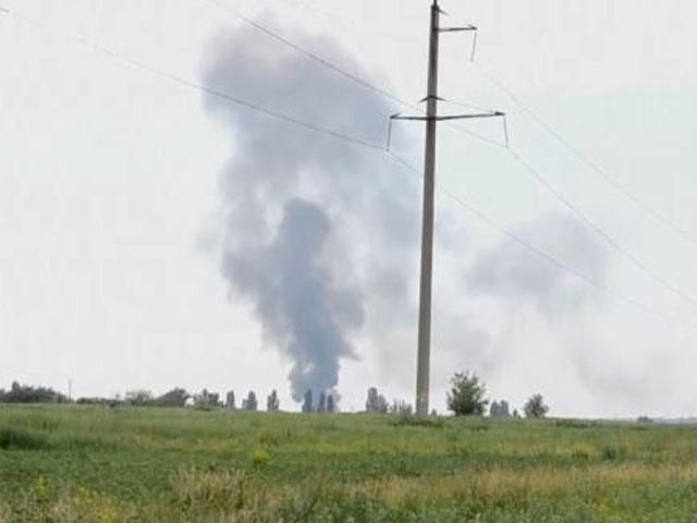 Порушене перемир'я: бойовики збили вертоліт та обстрілюють позиції сил АТО Порушене перемир'я: бойовики збили вертоліт та обстрілюють позиції сил АТО