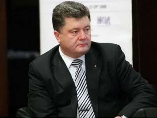 Проект змін до Конституції зареєструють у парламенті в четвер, — Порошенко