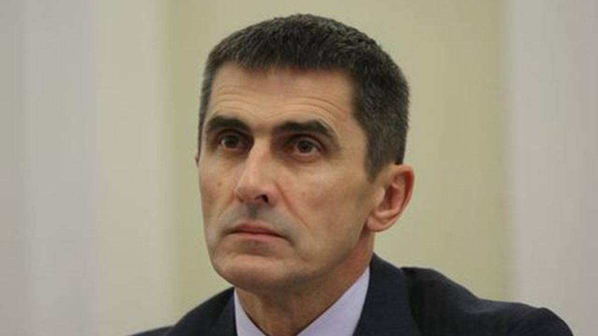Ярема скоротив чисельність керівного складу працівників органів прокуратури Ярема скоротив чисельність керівного складу працівників органів прокуратури