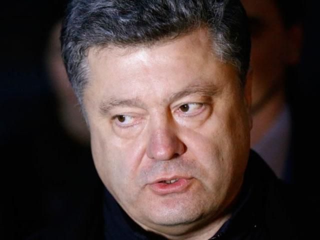 Терористи 52 рази порушили мир, внаслідок чого загинуло 18 осіб, — Порошенко