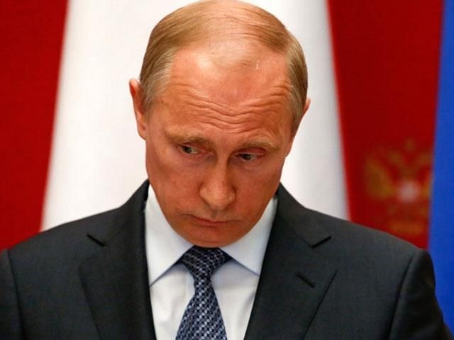 Путин призвал Порошенко продлить срок прекращения огня