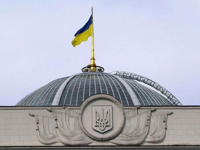 Порошенко сподівається на парламентські вибори у жовтні Порошенко сподівається на парламентські вибори у жовтні