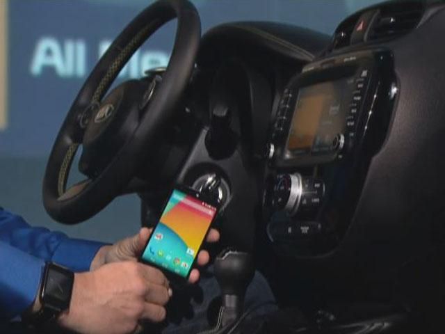 Google представив нову версію мобільної операційки, а також анонсував Android для автомобілів Google представив нову версію мобільної операційки, а також анонсував Android для автомобілів