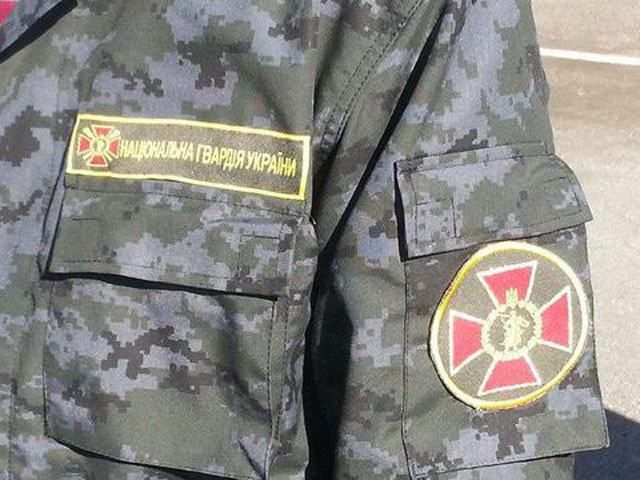 Нацгвардія відбиває третій штурм військової частини в Донецьку