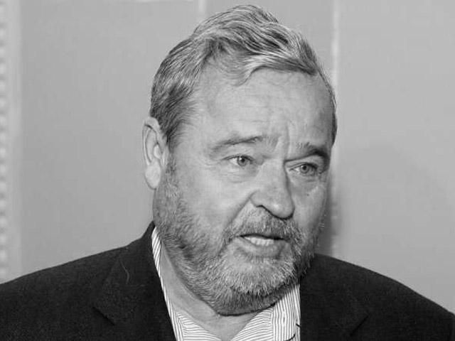 Сегодня в Клубе Кабмина попрощаются с Иваном Плющом Сегодня в Клубе Кабмина попрощаются с Иваном Плющом