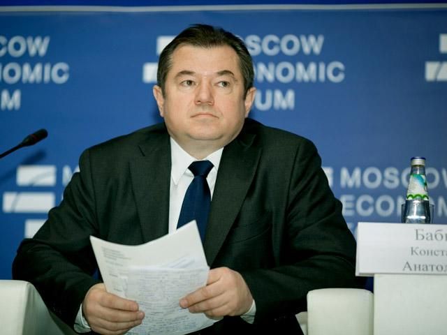 Радник Путіна назвав Україну "нацистським Франкенштейном" Радник Путіна назвав Україну "нацистським Франкенштейном"