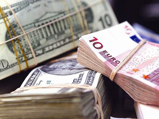Доллар и евро подешевели — курсы валют на 27 июня