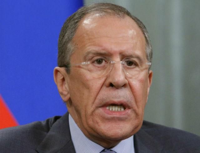 Москва відправляє Східній Україні гуманітарну допомогу і просить у Києва про сприяння Москва відправляє Східній Україні гуманітарну допомогу і просить у Києва про сприяння