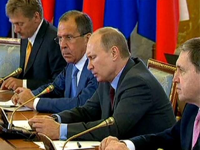 Дайджест подій за тиждень: теракти на залізниці, смерть Плюща, пікети "Сбєрбанку Росії" Дайджест подій за тиждень: теракти на залізниці, смерть Плюща, пікети "Сбєрбанку Росії"