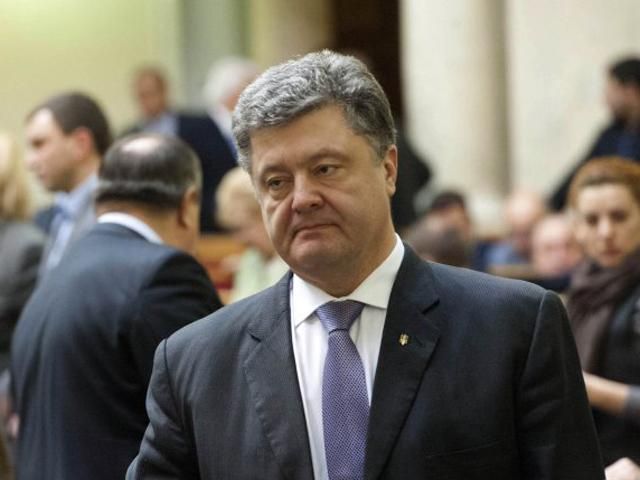 Порошенко поговорил с Меркель, Олландом и Путиным Порошенко поговорил с Меркель, Олландом и Путиным