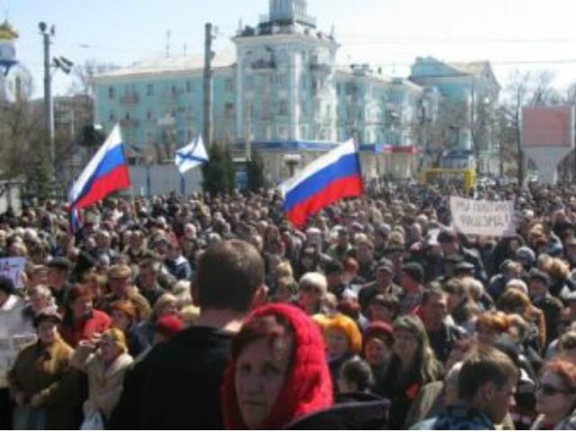 Комуністи збирали пенсіонерів для живого щита сепаратистів, — Філатов Комуністи збирали пенсіонерів для живого щита сепаратистів, — Філатов