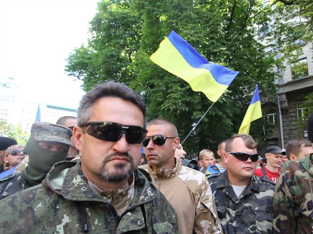 Как прошло 29 июня: террористы продолжают нарушать перемирие, на Майдане состоялось вече