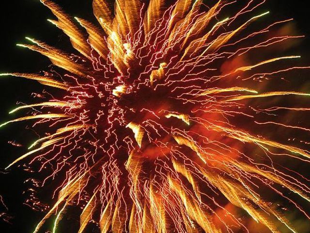 Террористы запретили в Донецкой области фейерверки Террористы запретили в Донецкой области фейерверки