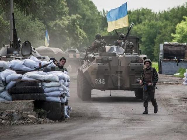 Бойовики масово переходять на бік українських силовиків, — речник АТО