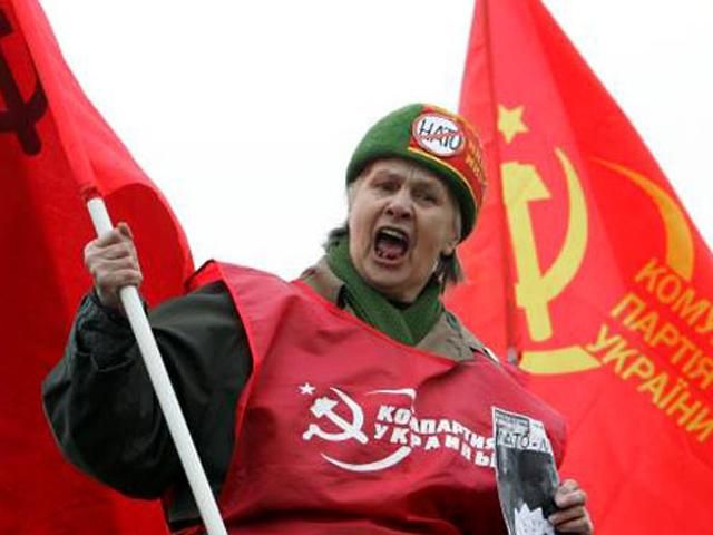 Из фракции Компартии вышли 6 депутатов Из фракции Компартии вышли 6 депутатов