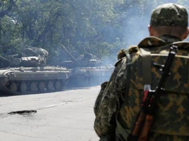 З Росії прорвались дві колони з бронетехнікою, — джерело З Росії прорвались дві колони з бронетехнікою, — джерело