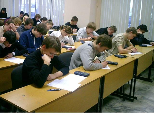 Стартувала додаткова сесія ЗНО Стартувала додаткова сесія ЗНО