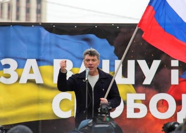 Опозиціонер Нємцов обіцяє кримчанам протверезливу осінь