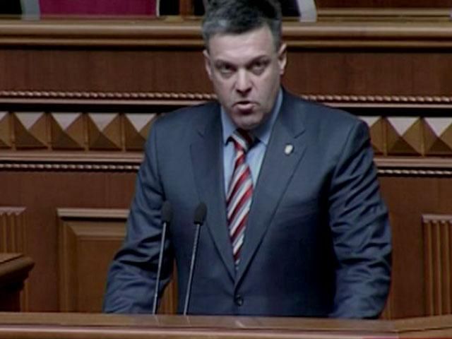 Тягнибок: Требуем введения военного положения на Донбассе