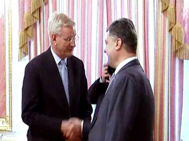 Швеція з розумінням ставиться до припинення перемир'я, — Більдт на зустрічі з Порошенком