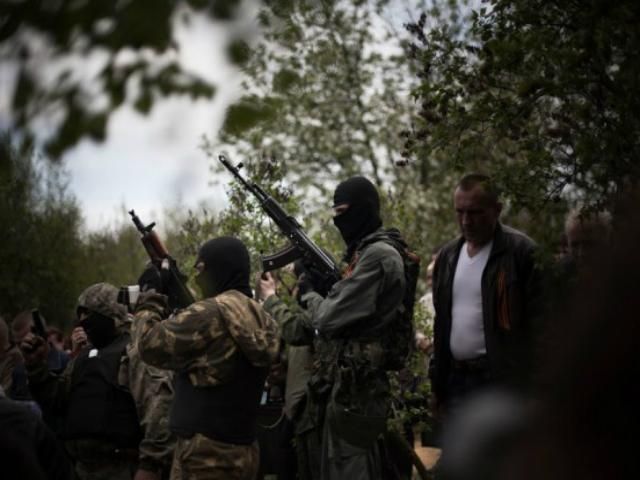 Терористи уже заговорили про консультації щодо припинення вогню Терористи уже заговорили про консультації щодо припинення вогню