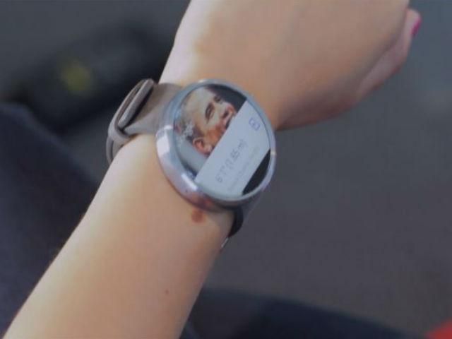 Motorola представила "розумний" годинник, в Україні з'явиться новий смартфон LG