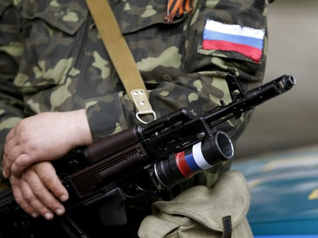 Терористи з Луганська готові припинити вогонь тільки, якщо Україна виведе свої війська