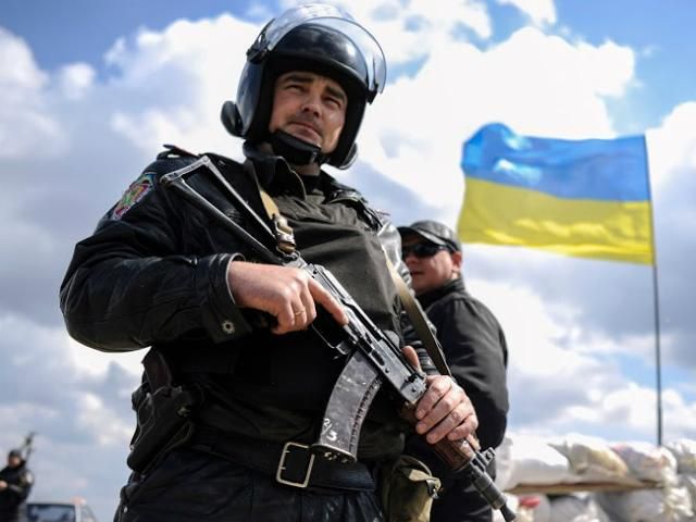 Нацгвардія отримала першу партію бронежилетів з Польщі, які відповідають стандартам НАТО Нацгвардія отримала першу партію бронежилетів з Польщі, які відповідають стандартам НАТО