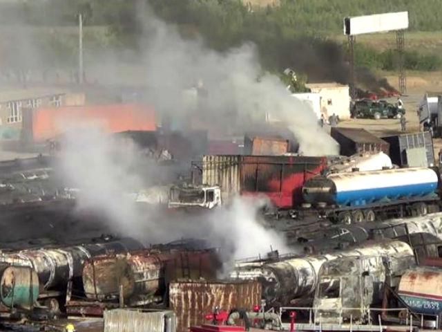 В Афганістані терористи спалили 400 цистерн з паливом (Відео)