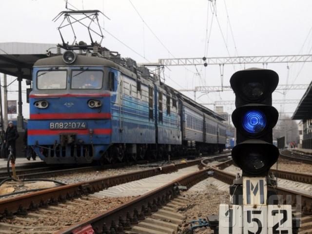 Завтра планують відновити рух потягів до Слов'янська і Красного Лиману Завтра планують відновити рух потягів до Слов'янська і Красного Лиману