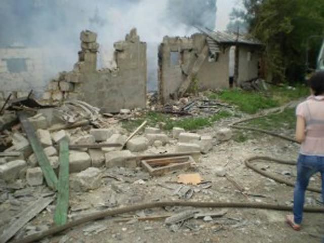 Террористы обстреляли село в Луганской области, есть погибшие, — СМИ