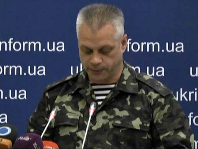 Військові знешкоджують терористів, що маскуються під мирних жителів, — Лисенко Військові знешкоджують терористів, що маскуються під мирних жителів, — Лисенко