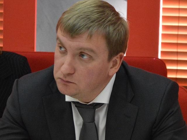 Мін'юст просить заборонити КПУ Мін'юст просить заборонити КПУ