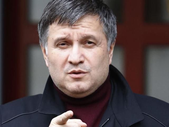 В Славянске появился свет, водоснабжение восстановят через три дня В Славянске появился свет, водоснабжение восстановят через три дня