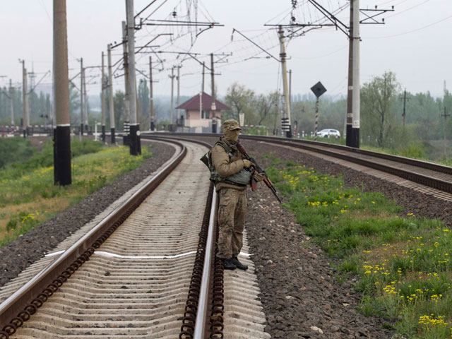 Террористы продолжают минировать мосты и железные дороги, — Донецкая ОГА