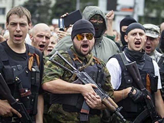 У місті Попасна на Луганщині новий штаб терористів, бойовики виганяють місцевих з їхніх домів