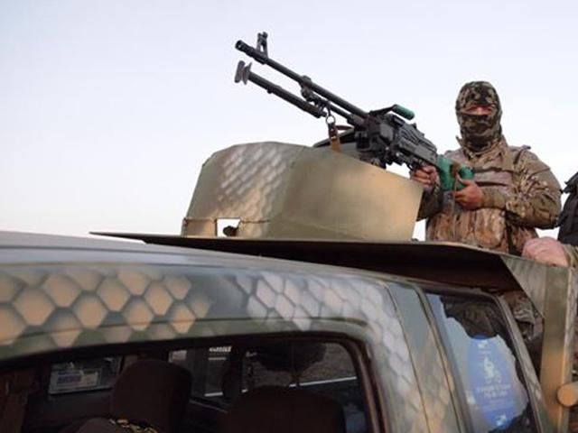 Украинские военные ведут решительное наступление в Карловке, — Семенченко Украинские военные ведут решительное наступление в Карловке, — Семенченко